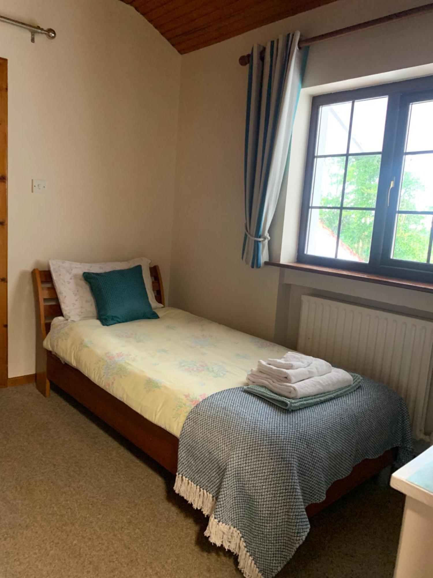 Beech Lodge B&B Lisheenanoran 外观 照片